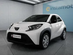 Weiß Neu 2024 Toyota Aygo Kleinwagen | 16.799 €