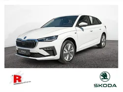 Weiß Gebraucht 2022 Skoda Scala Drive Kleinwagen | 29.990 €