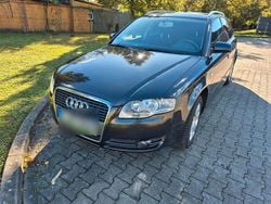 Grau Gebraucht 2007 Audi A4 Business Kombi | 5.000 € (Etwas zu teuer)