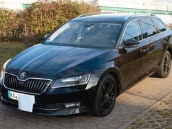Schwarz Gebraucht 2019 Skoda Superb Style Kombi | 20.300 € (Fairer Preis)