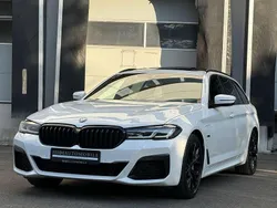Weiß Gebraucht 2022 BMW 520 M Sport Limousine | 29.950 € (Fairer Preis)