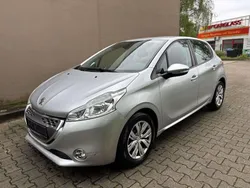 Aluminiumgrau/metallic Gebraucht 2013 Peugeot 208 Active Kleinwagen | 7.487 € (Fairer Preis)
