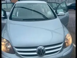 Grau Gebraucht 2006 VW Golf Plus Van / Kleinbus | 4.250 €