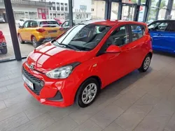 Rot Gebraucht 2019 Hyundai i10 Trend Kleinwagen | 14.049 € (Teuer)