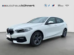 Alpinweiss iii Gebraucht 2024 BMW 118 Sport Line Kleinwagen | 26.655 € (Fairer Preis)