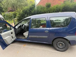 Blau Gebraucht 2011 Dacia Logan Limousine | 4.500 €