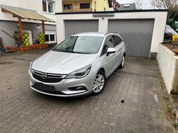 Silber Gebraucht 2018 Opel Astra Edition Kombi | 7.990 € (Fairer Preis)