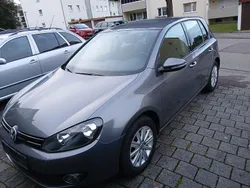 Grau Gebraucht 2010 VW Golf VI Team Limousine | 4.199 € (Fairer Preis)
