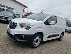 Jade weiss/arktis weiss Gebraucht 2021 Opel Combo Edition Van | 17.900 € (Fairer Preis)