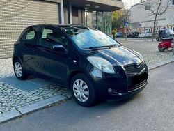 Schwarz Gebraucht 2008 Toyota Yaris Limousine | 1.899 € (Guter Preis)
