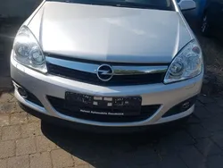 Silber Gebraucht 2007 Opel Astra Cabriolet Cosmo Cabrio | 1.499 € (Superpreis)