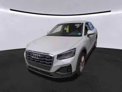 Gletscherweiss Gebraucht 2023 Audi Q2 Comfort SUV | 20.440 € (Guter Preis)