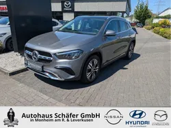 Grau Gebraucht 2023 Mercedes GLA180 Progressive SUV | 36.785 €