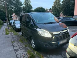 Schwarz Gebraucht 2014 Ford Tourneo Custom Van / Kleinbus | 18.500 €