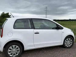 Weiß Gebraucht 2015 Skoda Citigo Cool Edition Kleinwagen | 4.950 € (Fairer Preis)