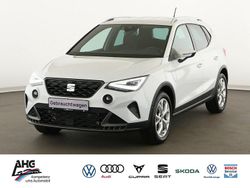 Weiß Gebraucht 2024 Seat Arona FR-Line SUV | 23.394 € (Fairer Preis)