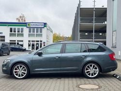 Grau Gebraucht 2016 Skoda Octavia Sport Kombi | 10.670 € (Guter Preis)