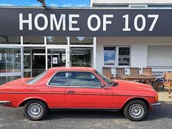 Rot Gebraucht 1982 Mercedes 230 Coupé | 12.950 €