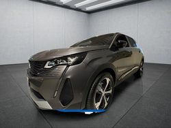 Grau Gebraucht 2023 Peugeot 5008 SUV | 32.699 € (Teuer)