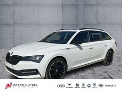 Moonweiss metallic Gebraucht 2022 Skoda Superb SportLine Kombi | 31.930 € (Fairer Preis)