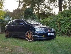 Schwarz Gebraucht 2004 Honda Civic Type R Coupé | 8.500 € (Etwas zu teuer)