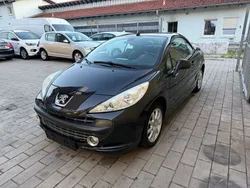 Schwarz Gebraucht 2008 Peugeot 207 CC Roland Garros Cabrio | 4.999 € (Fairer Preis)