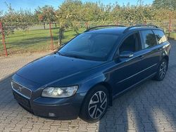 Blau Gebraucht 2005 Volvo V50 Kombi | 1.200 €