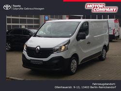 Weiß Gebraucht 2018 Renault Trafic Komfort Van | 13.990 € (Teuer)