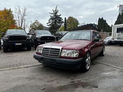 Rot Gebraucht 1989 Mercedes 200 Limousine | 2.850 €