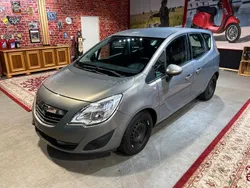 Grau Gebraucht 2011 Opel Meriva Edition Van / Kleinbus | 2.950 € (Superpreis)