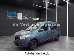 Blau Gebraucht 2014 Dacia Dokker Lauréate Van | 7.401 € (Superpreis)