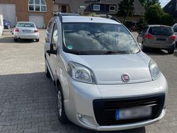 Silber Gebraucht 2015 Fiat Qubo Trekking Van / Kleinbus | 5.450 €