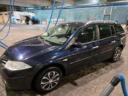 Blau Gebraucht 2007 Renault Mégane II Limousine | 2.700 € (Fairer Preis)