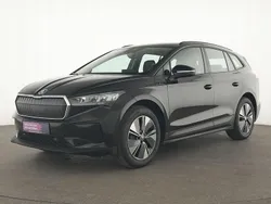 Schwarz magic Gebraucht 2023 Skoda Enyaq iV Loft SUV | 24.289 € (Fairer Preis)