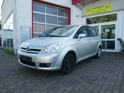 Silber Gebraucht 2006 Toyota Corolla Verso Sol Van / Kleinbus | 3.200 € (Guter Preis)
