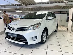Novaweiß perleffekt Gebraucht 2016 Toyota Verso Edition-S Van / Kleinbus | 12.990 € (Fairer Preis)