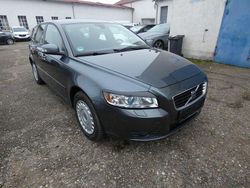 Grau Gebraucht 2009 Volvo V50 Kombi | 1.690 € (Superpreis)