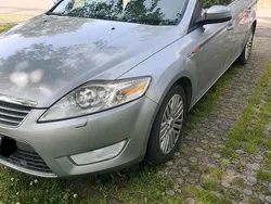 Grau Gebraucht 2006 Ford Mondeo Limousine | 3.950 €