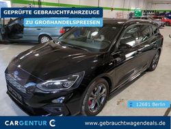 Obsidianschwarz (metallic) Gebraucht 2021 Ford Focus ST-Line X Kombi | 14.790 € (Fairer Preis)