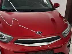 Rot Gebraucht 2019 Kia Stonic Platinum Edition SUV | 16.500 € (Fairer Preis)