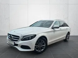 Weiß Gebraucht 2018 Mercedes C180 Limousine | 16.999 € (Fairer Preis)