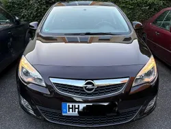 Gebraucht 2012 Opel Astra Edition Limousine | 6.000 € (Fairer Preis)