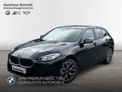 Saphirschwarz Gebraucht 2024 BMW 120 Sport Line Kleinwagen | 32.330 € (Guter Preis)