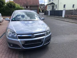 Silber Gebraucht 2006 Opel Astra Limousine | 1.500 € (Fairer Preis)