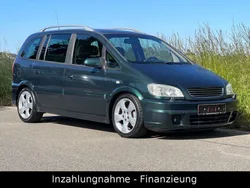 Grün Gebraucht 2005 Opel Zafira Edition Van / Kleinbus | 2.300 € (Guter Preis)