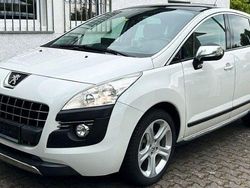 Weiß Gebraucht 2013 Peugeot 3008 Allure Limousine | 5.600 € (Fairer Preis)
