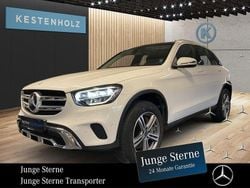Weiß Gebraucht 2021 Mercedes GLC300e SUV | 31.990 € (Fairer Preis)