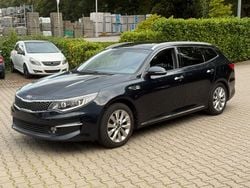 Blau Gebraucht 2018 Kia Optima Kombi | 8.500 € (Guter Preis)