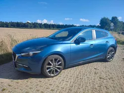 Blau Gebraucht 2018 Mazda 3 Exclusive-Line Limousine | 13.500 € (Guter Preis)