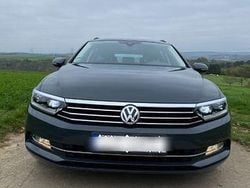 Grau Gebraucht 2019 VW Passat Kombi | 17.500 € (Fairer Preis)